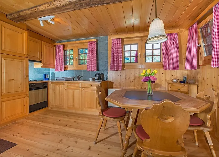 Tuk-tuk Domek alpejski